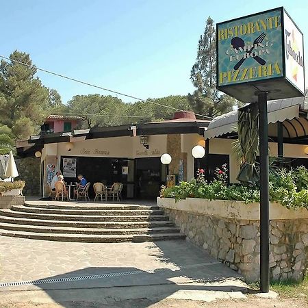 Camping Europa 2 Hotell Capoliveri  Exteriör bild